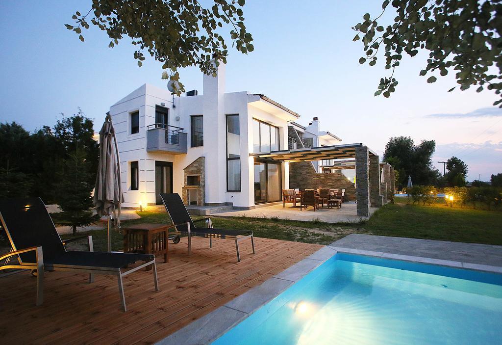 Sunny Sani Luxury Villas Szoba fotó