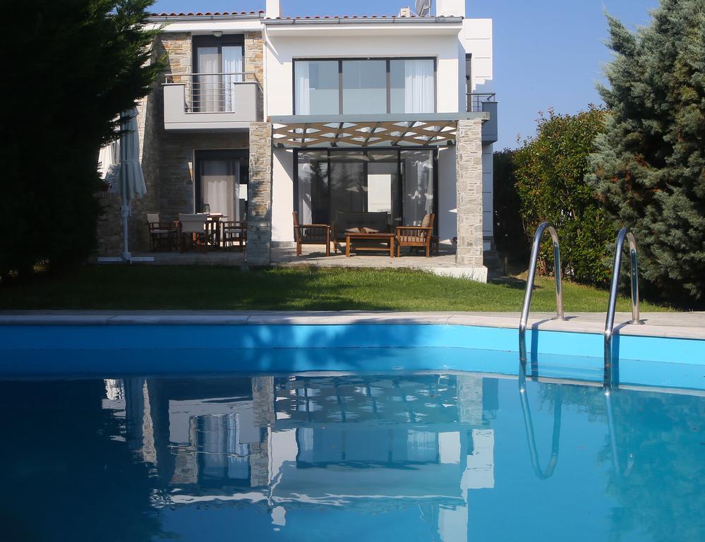 Sunny Sani Luxury Villas Szoba fotó