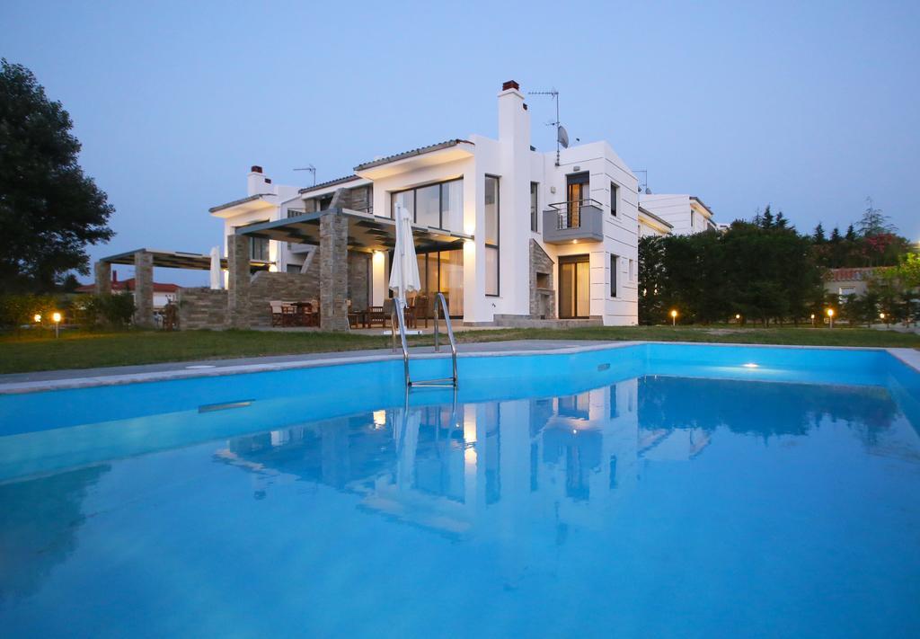 Sunny Sani Luxury Villas Szoba fotó