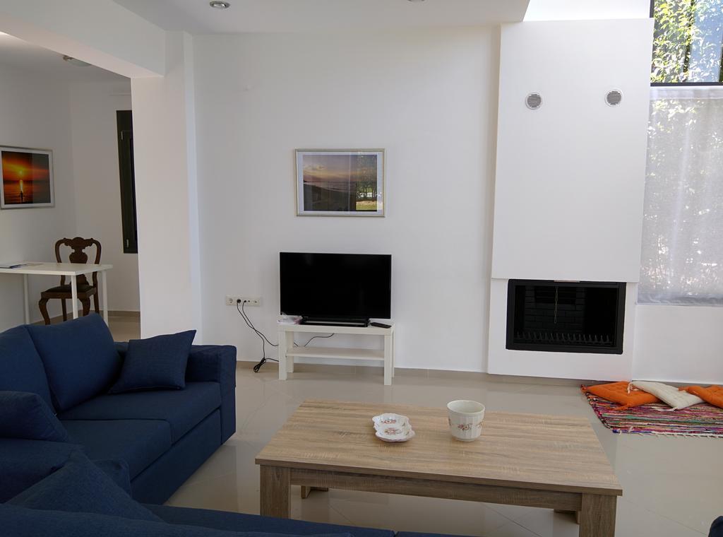 Sunny Sani Luxury Villas Szoba fotó