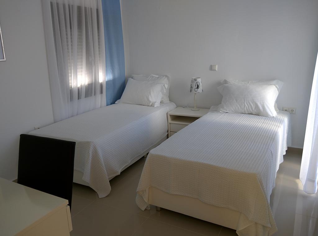 Sunny Sani Luxury Villas Szoba fotó