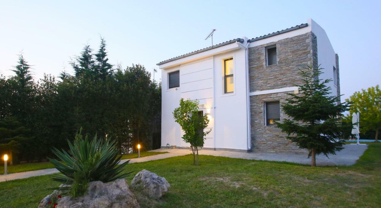 Sunny Sani Luxury Villas Kültér fotó